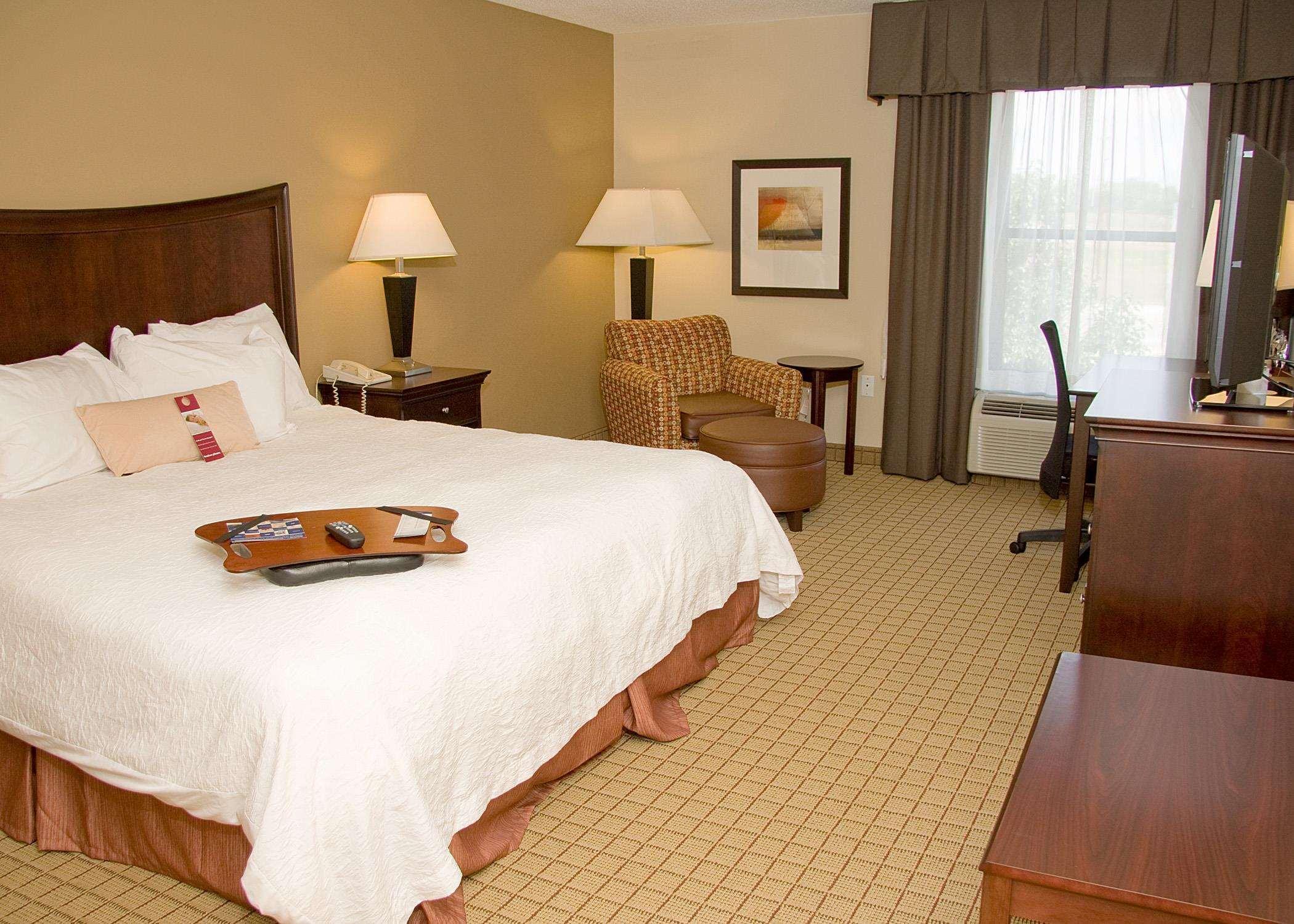 Hampton Inn Corydon Exterior foto